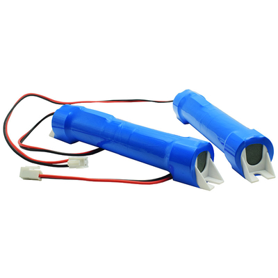 端のコップ26650が付いているLiFePo4出口ライト電池のパック3.2ボルト6600mAh